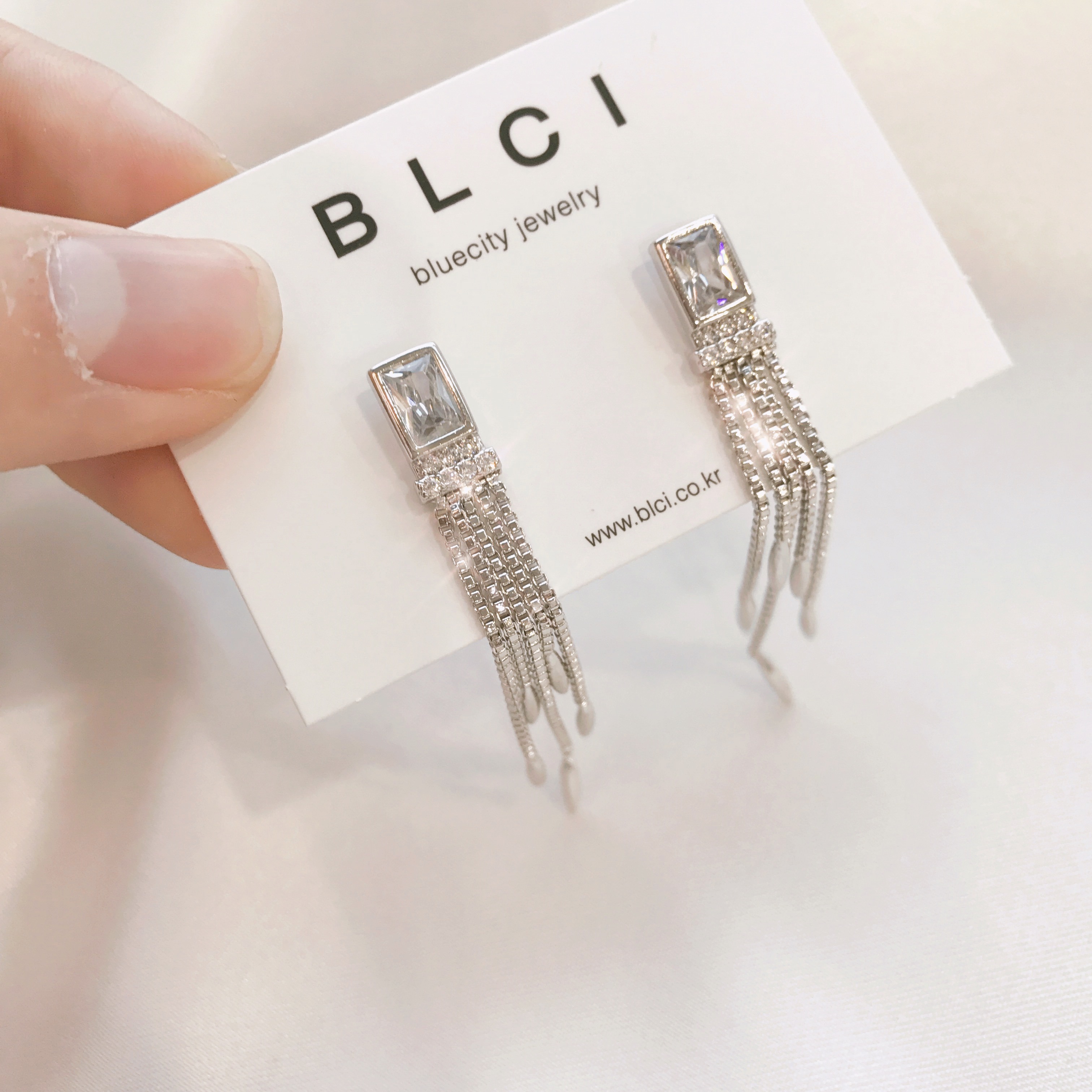 Silver hand drop earrings Glam Diamond Celebrity P