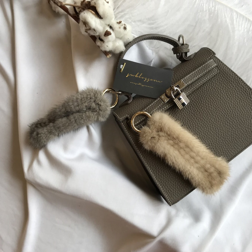 Handmade Natural Mink Keyring 2COL Real Fox Keyhol