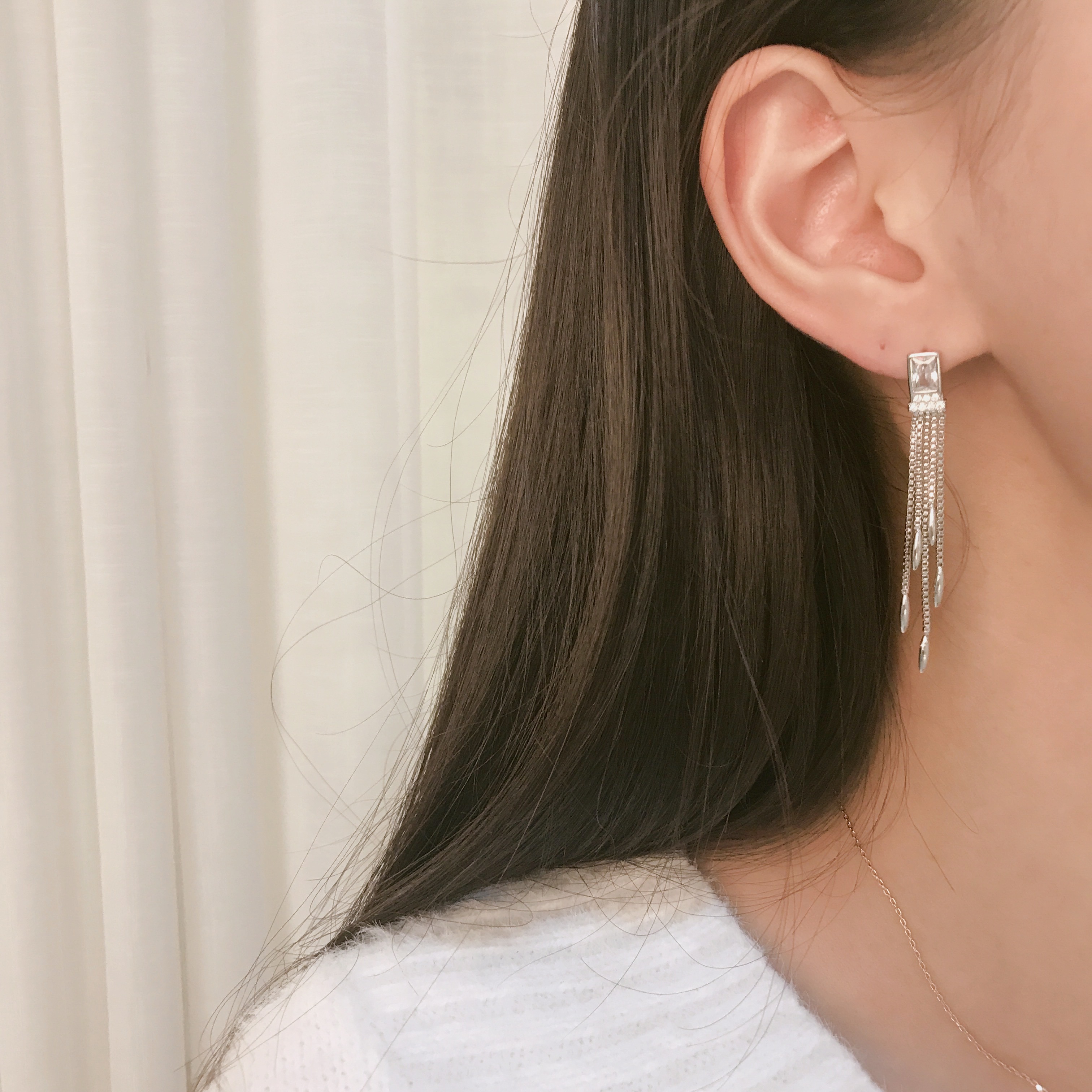 Silver hand drop earrings Glam Diamond Celebrity P