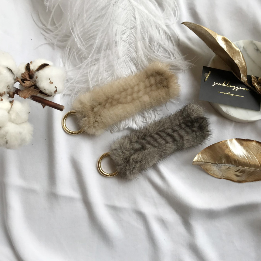 Handmade Natural Mink Keyring 2COL Real Fox Keyhol