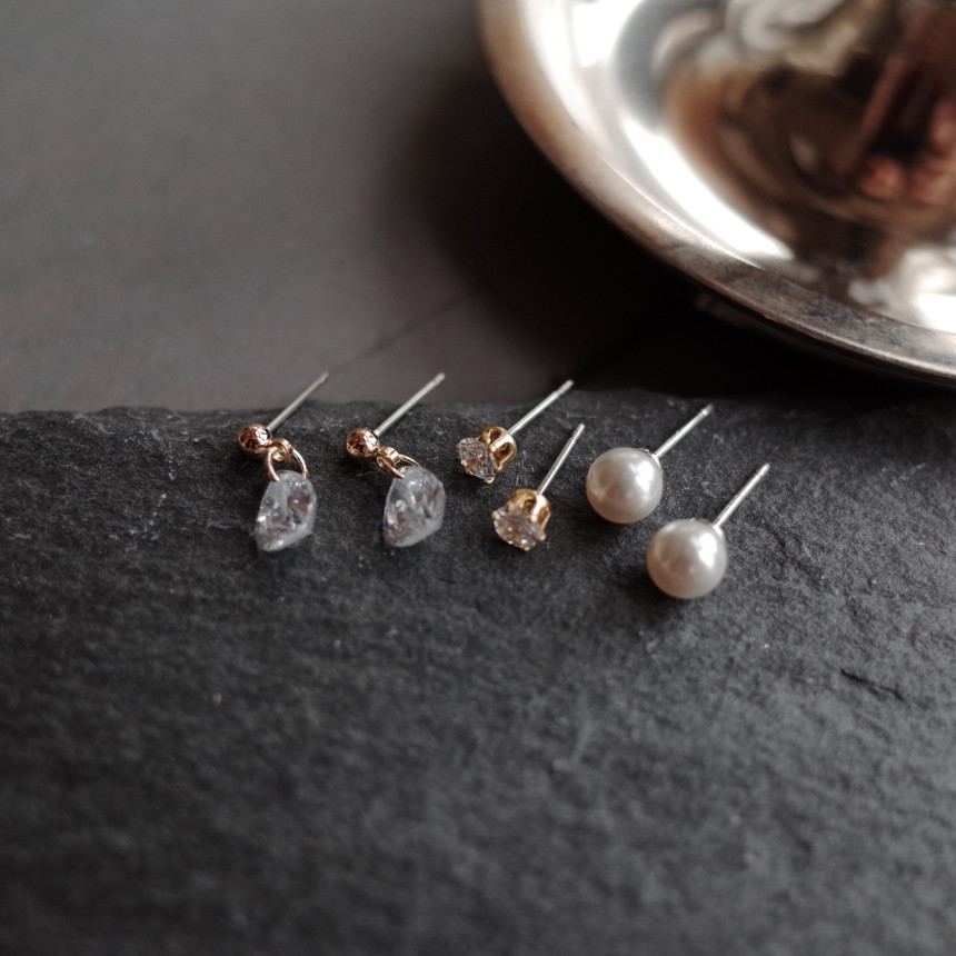 NO.44 Swarovski BASIC Modern Set Earrings Handmade