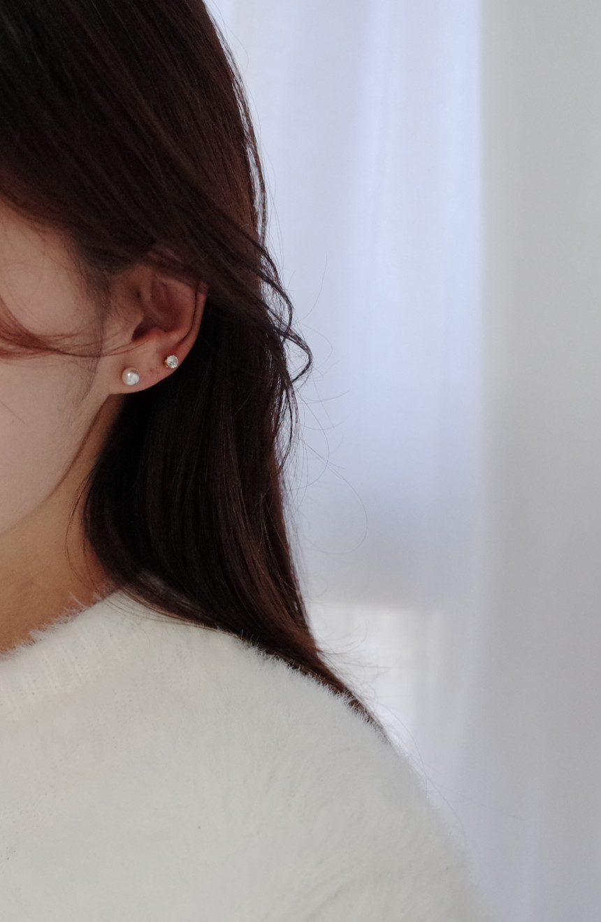 NO.44 Swarovski BASIC Modern Set Earrings Handmade