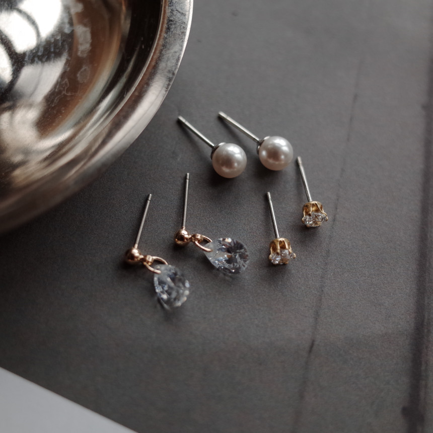 NO.44 Swarovski BASIC Modern Set Earrings Handmade
