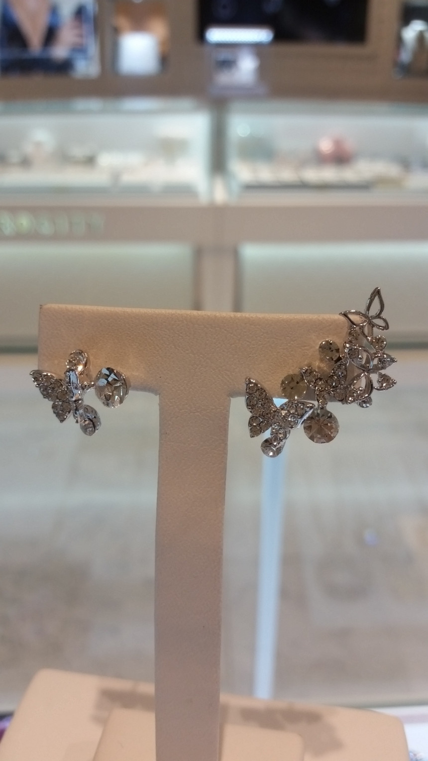 Eyeliner Agatha Button Earrings AJBE7412