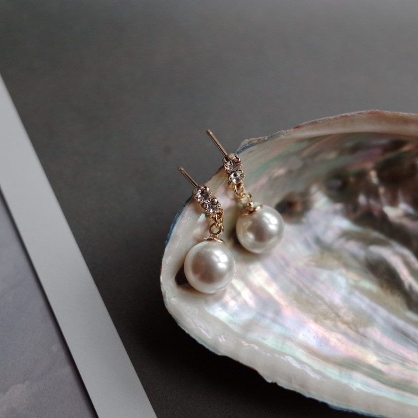 NO.46 Angel Swallows Drop Earrings Handmade Tweeze