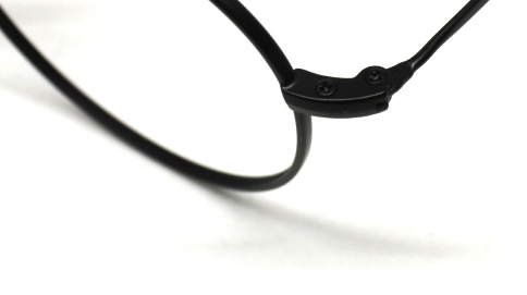 <b><p>Donggul glasses Korean Ultra light beta titium</p></b><b><p>ドングル メガネ 韓国語 超軽量 ベータ チタン 男テ 軽いテ 丸い</p></b><br /><br /><p align='center'>