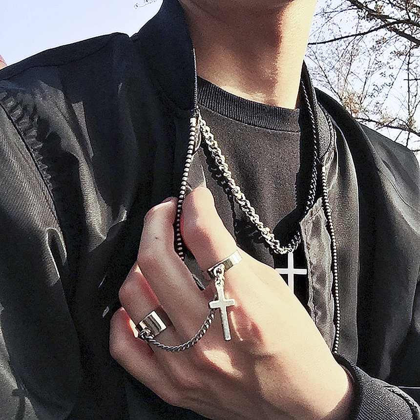 <b><p>chain sckles Cross Rg Street Gothic Accsory</p></b><b><p>チェーン シャックル クロスリング ストリート ゴシアクセサ 特異な地 接続された</p></b><br /><br /><p align='center'>