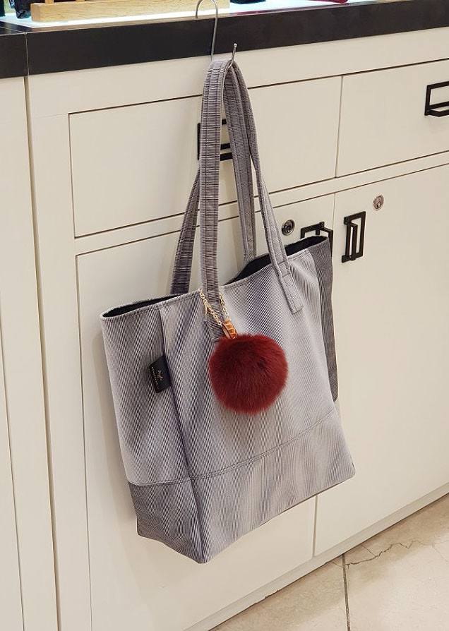 FOXBALLM1 MAISONED DUOFOOUS FURNITURE KEY RING