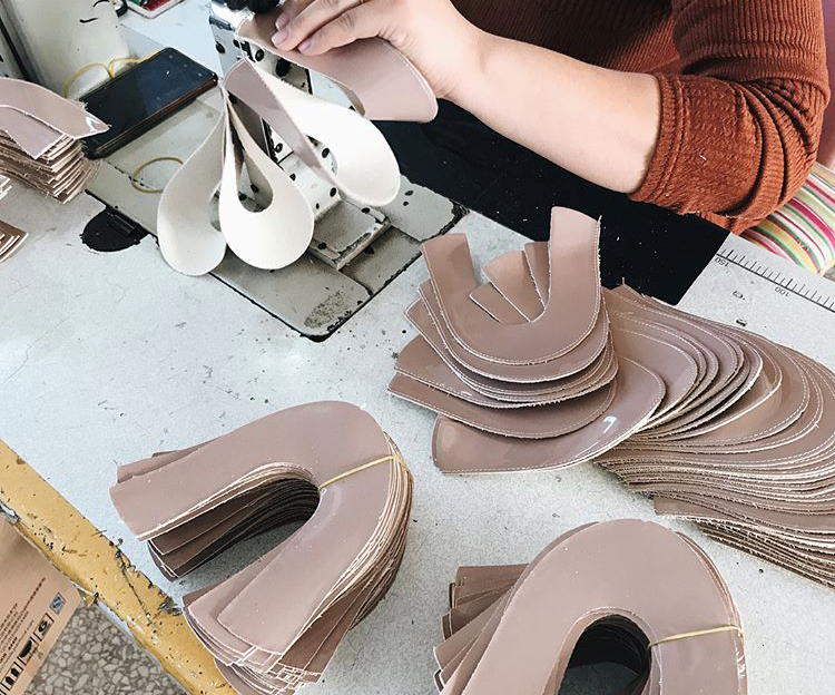 Fleet shoes Key ring Glamor girlfriend gift presen