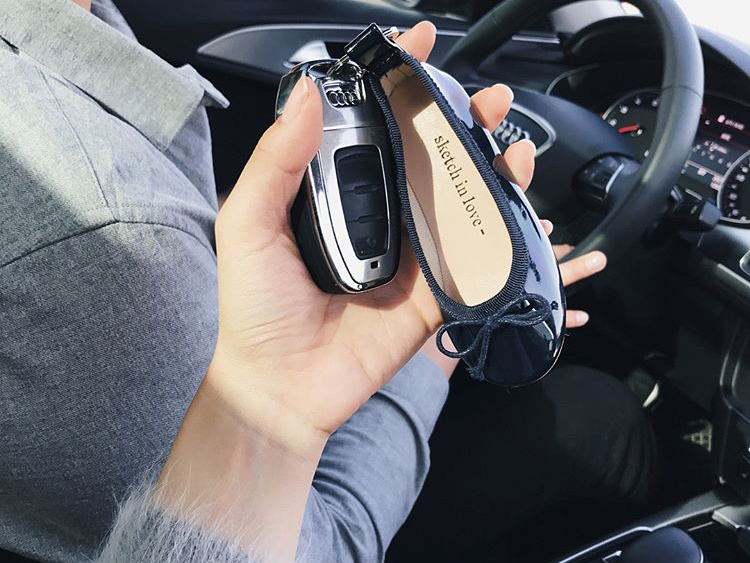 Fleet shoes Key ring Glamor girlfriend gift presen