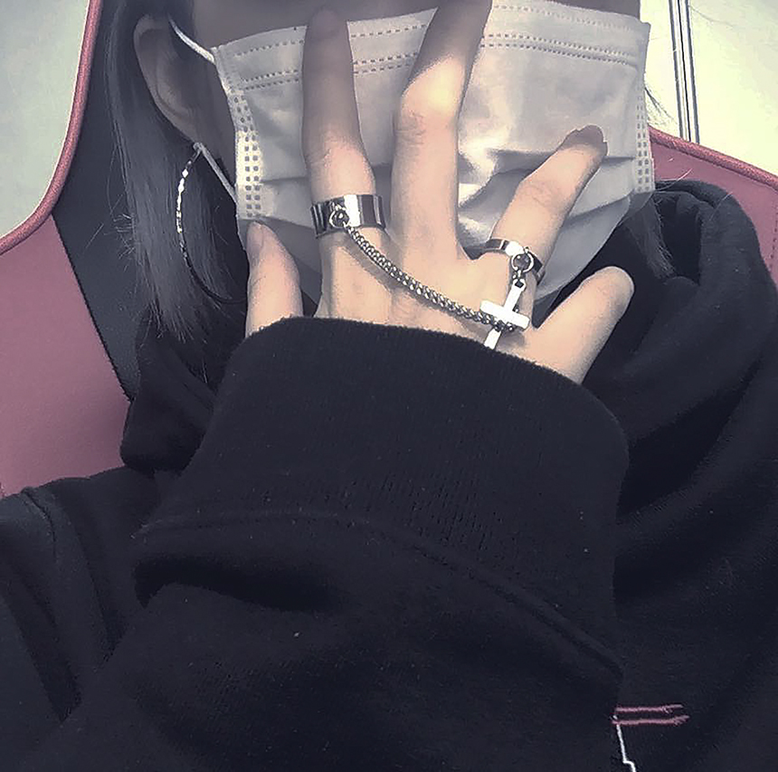 <b><p>chain sckles Cross Rg Street Gothic Accsory</p></b><b><p>チェーン シャックル クロスリング ストリート ゴシアクセサ 特異な地 接続された</p></b><br /><br /><p align='center'>