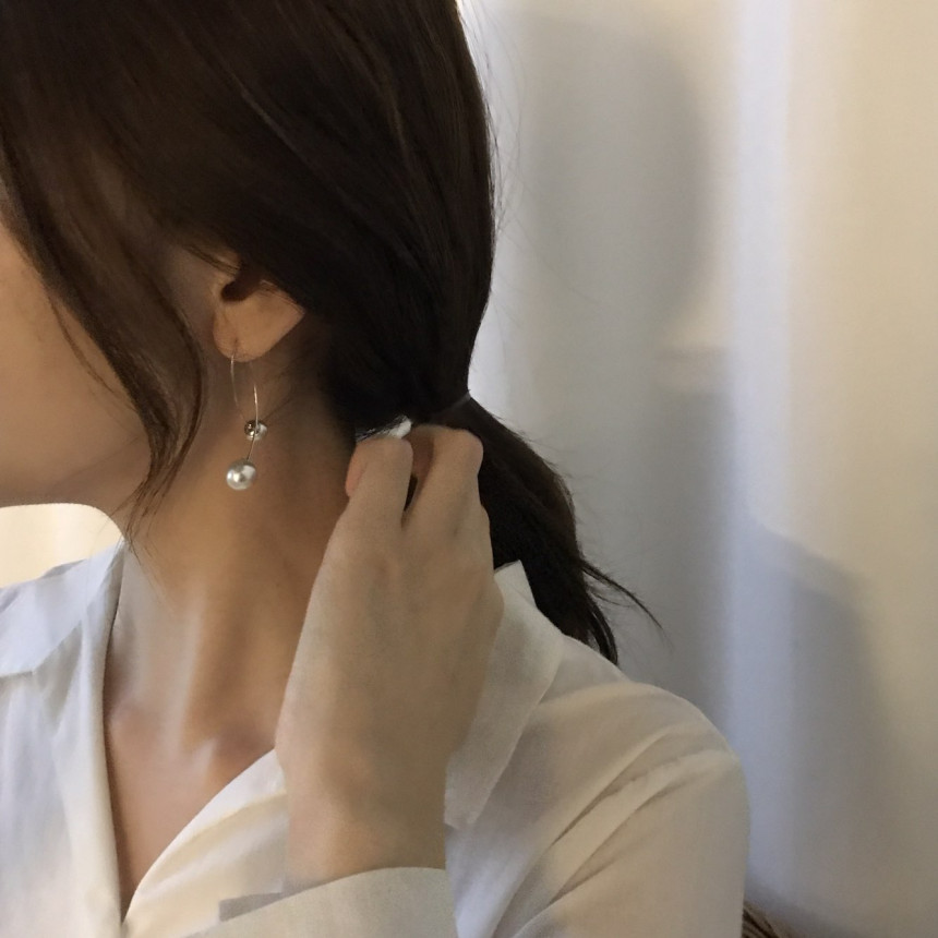 all silver Abel's Swarovski Drop Earrings Elega