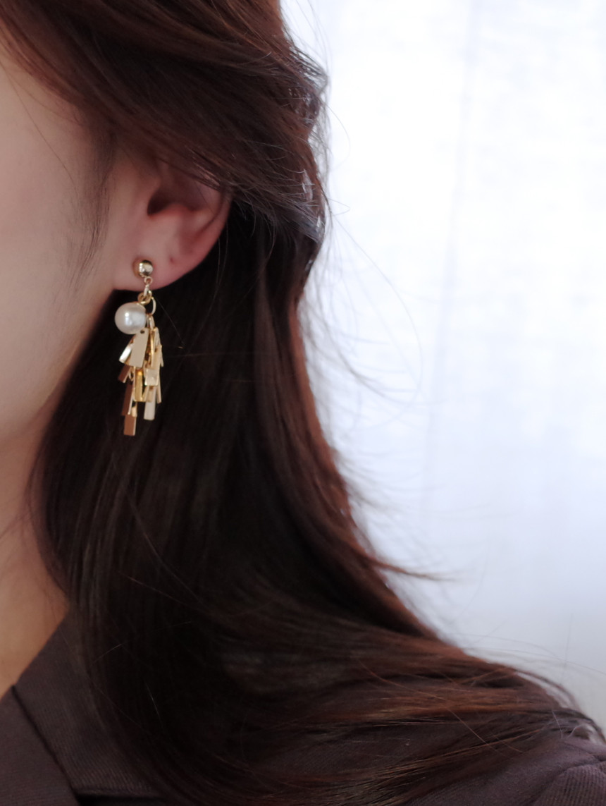 <b><p>NO.47 Rectangular cker Pel Point Drop Eris</p></b><b><p>NO.47 長方形カンカン パールポイント ドロップイヤリング ハンドメイド アデートグ</p></b><br /><br /><p align='center'>