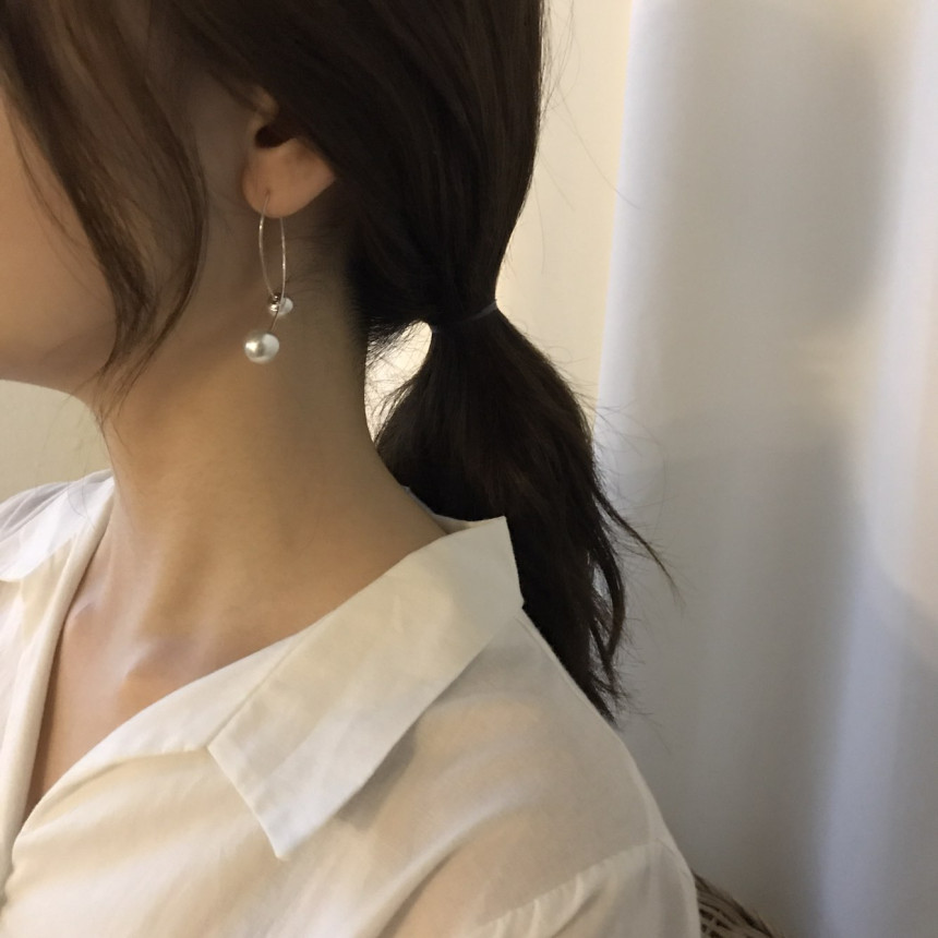 all silver Abel's Swarovski Drop Earrings Elega