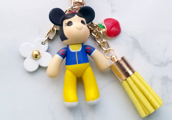 Snow White Car Keyring Keyholder Tassel Key Chain 