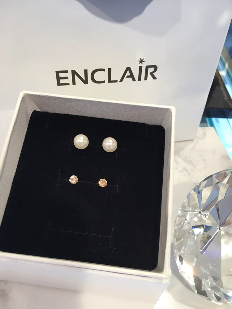 <b><p>En Clare Pel Czech Republic Zirconia 4 pies</p></b><b><p>円クレア 真珠 チェコ キュービック ジルコニア 4ピース イヤリング EN2175821EG25</p></b><br /><br /><p align='center'>