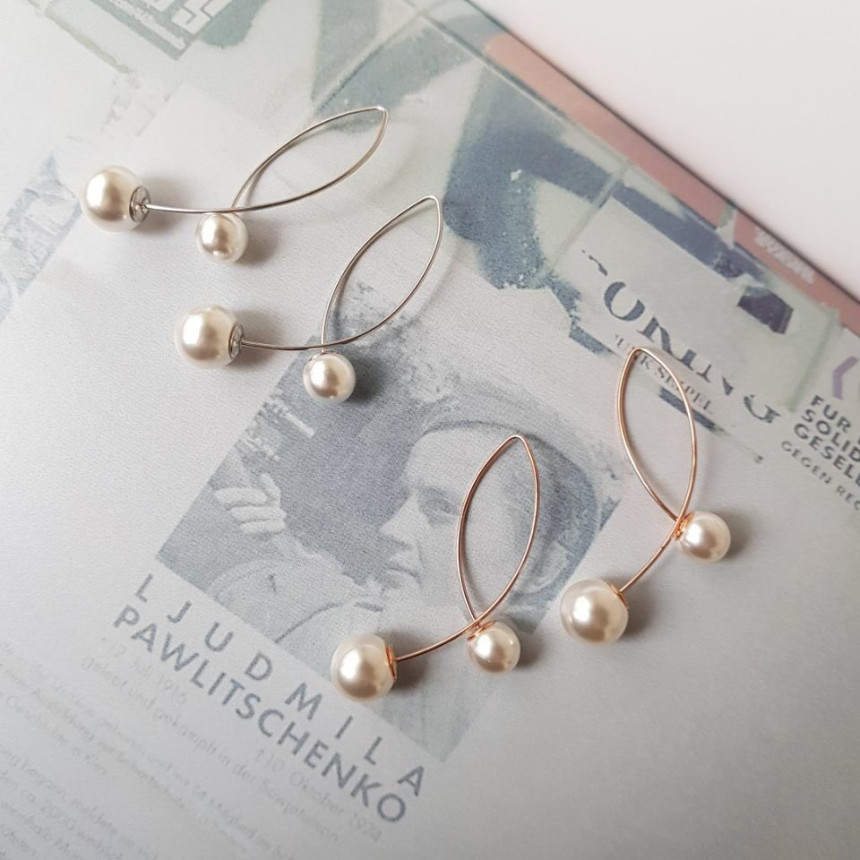 all silver Abel's Swarovski Drop Earrings Elega