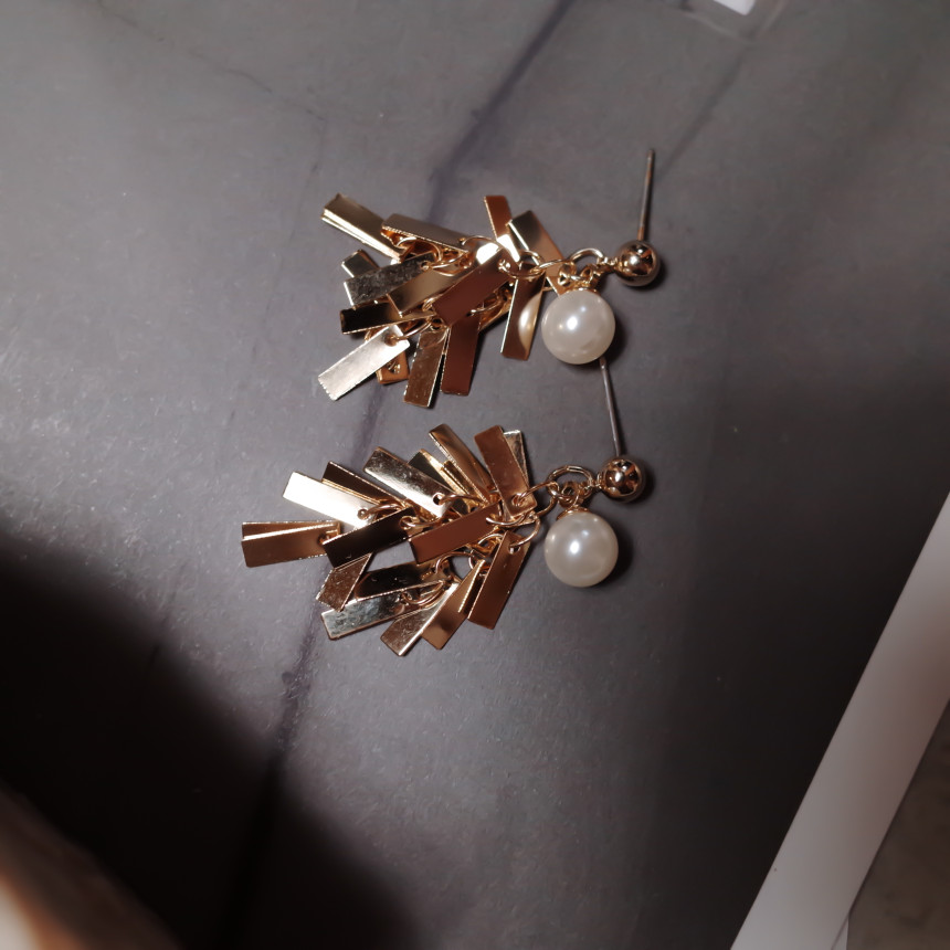 <b><p>NO.47 Rectangular cker Pel Point Drop Eris</p></b><b><p>NO.47 長方形カンカン パールポイント ドロップイヤリング ハンドメイド アデートグ</p></b><br /><br /><p align='center'>