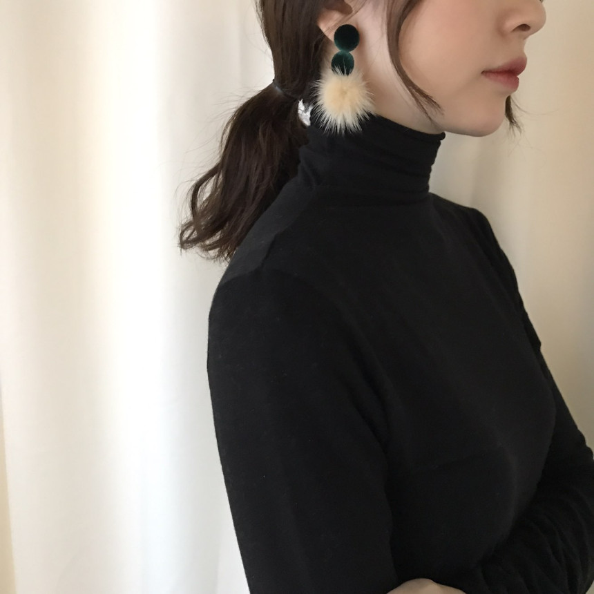 Angor Mink Velvet Drop Earrings 3color Belted Look