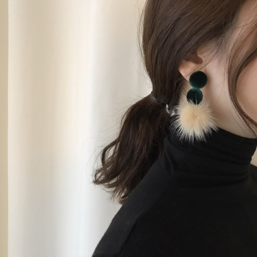Angor Mink Velvet Drop Earrings 3color Belted Look
