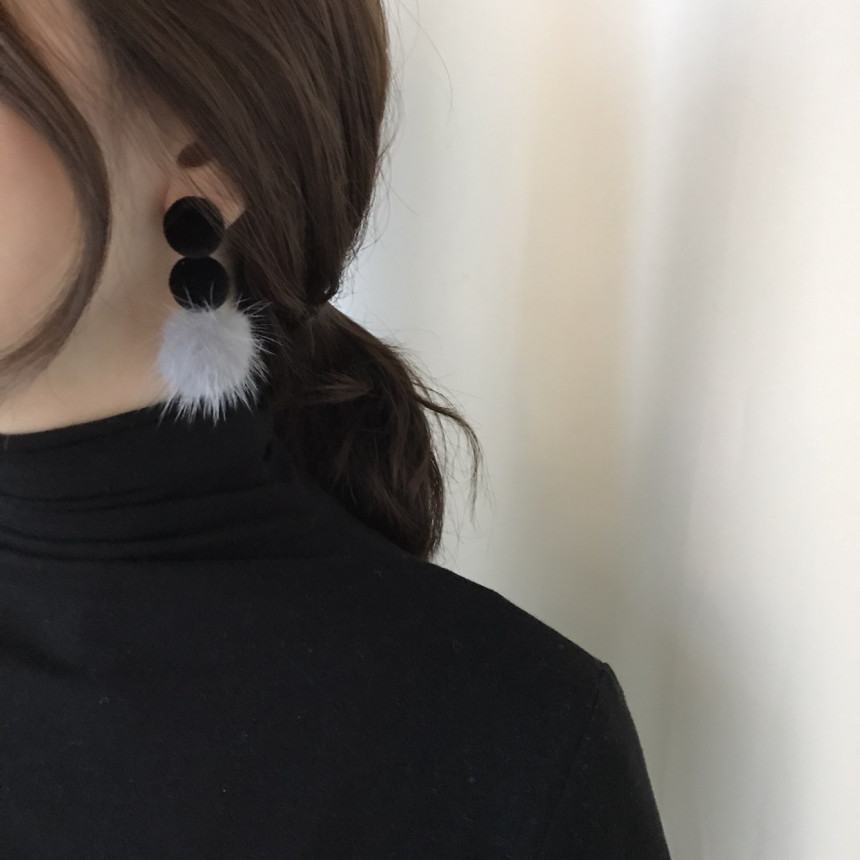 Angor Mink Velvet Drop Earrings 3color Belted Look