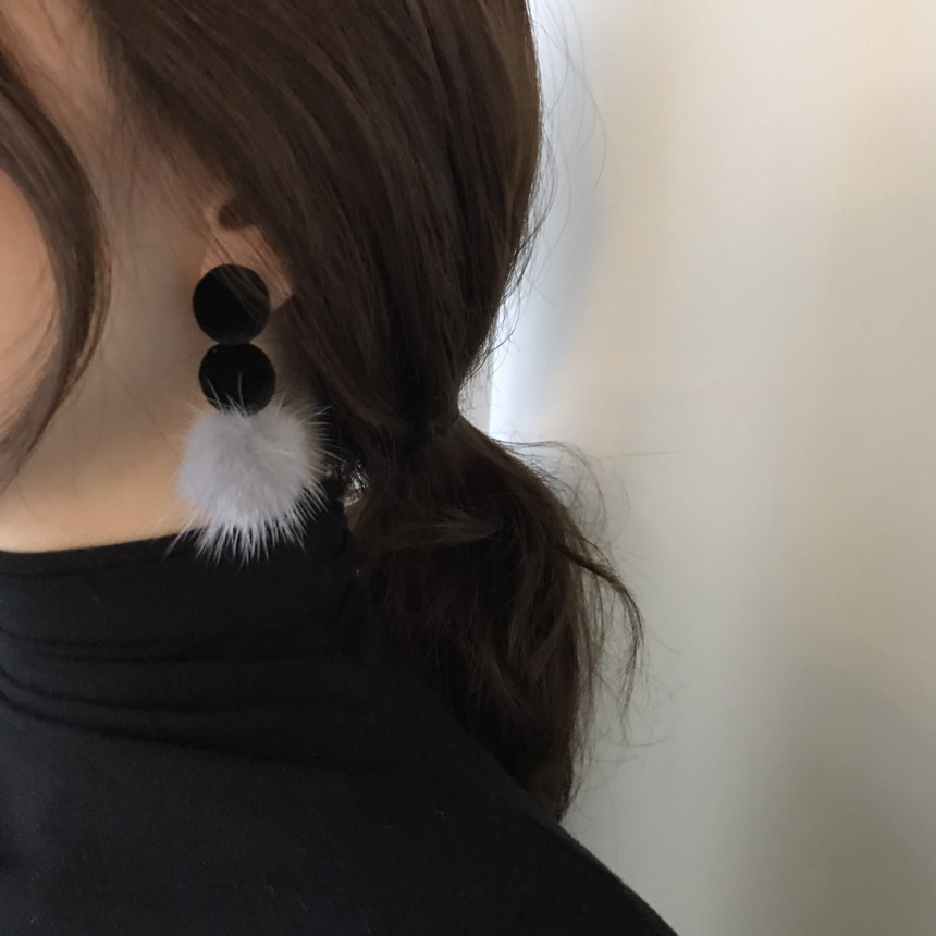 Angor Mink Velvet Drop Earrings 3color Belted Look