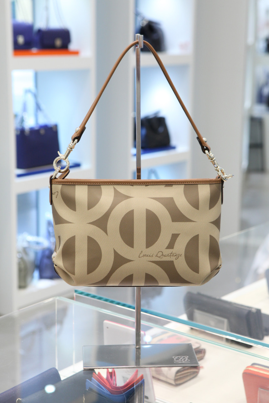 <b><p>Louis Cartche Signature Ptern Brown Women's</p></b><b><p>ルイカトジュシグネチャーパターンブラウン女性2WayショルダーバッグHG1NI09TA</p></b><br /><br /><p align='center'>