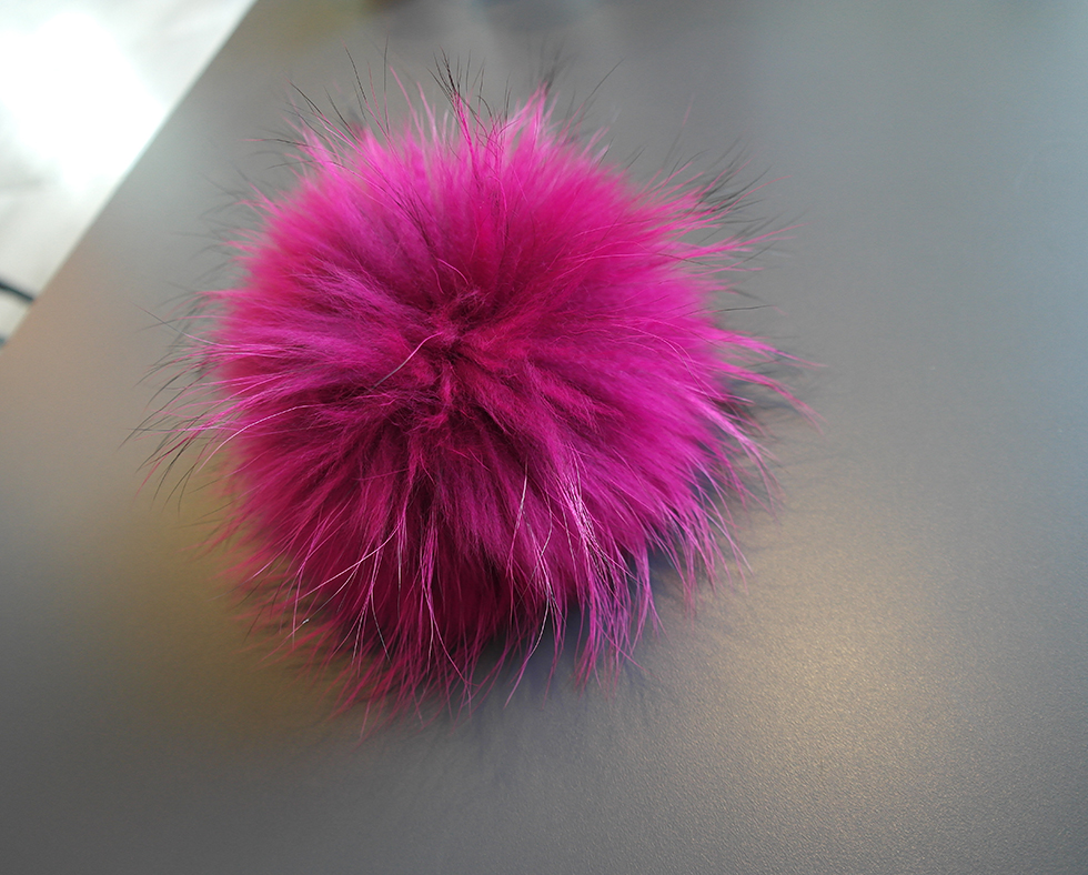 Real Raccoon Fur Foam Foam Keyring Big Size 12 Col