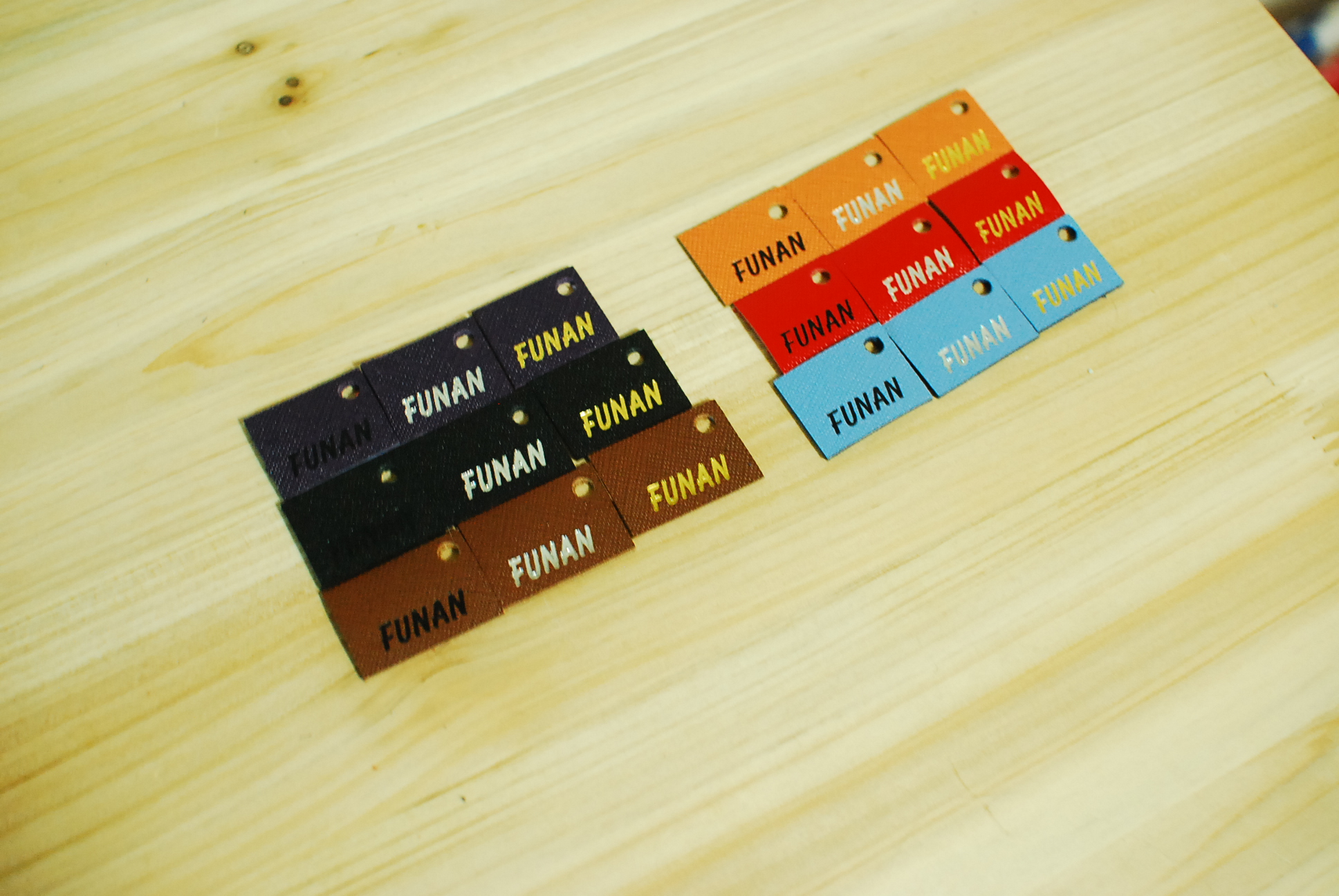 FUNAN FANAN SA Piano Leather Key Chain Keyring Car