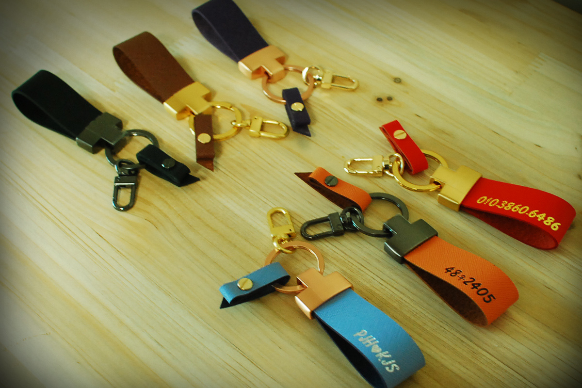 FUNAN FANAN SA Piano Leather Key Chain Keyring Car