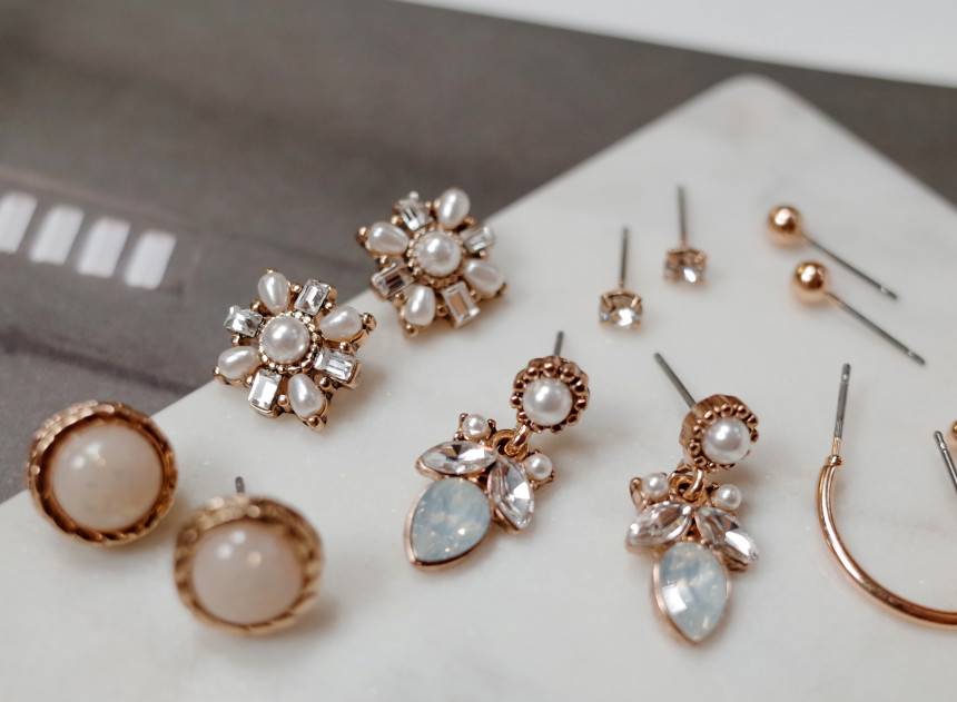 White Snow Angel 12SET Earrings Stylish Chic Uniqu