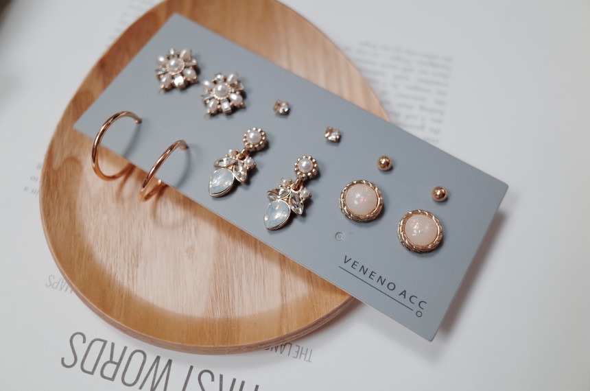 White Snow Angel 12SET Earrings Stylish Chic Uniqu