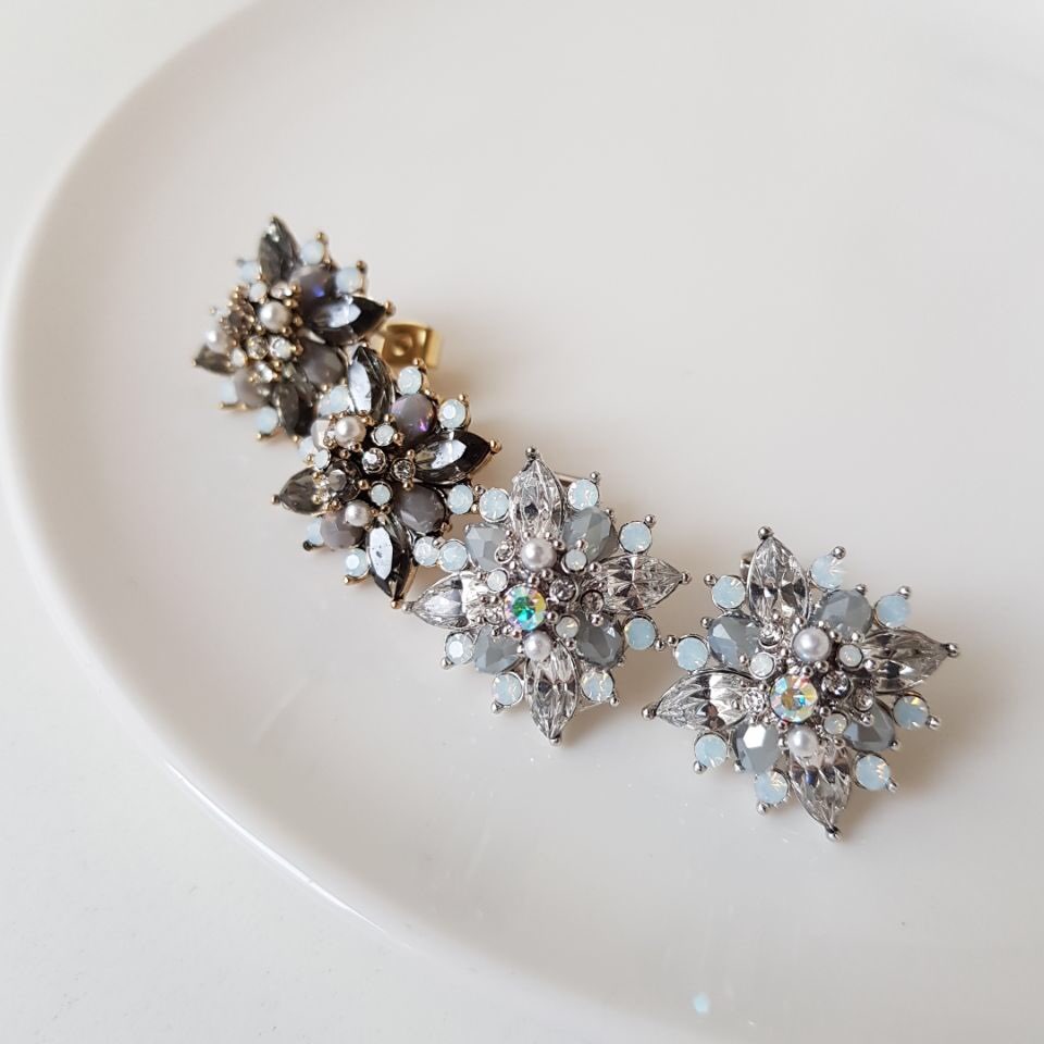 Yen crystal Cubic earrings Elegantly trendy stylin