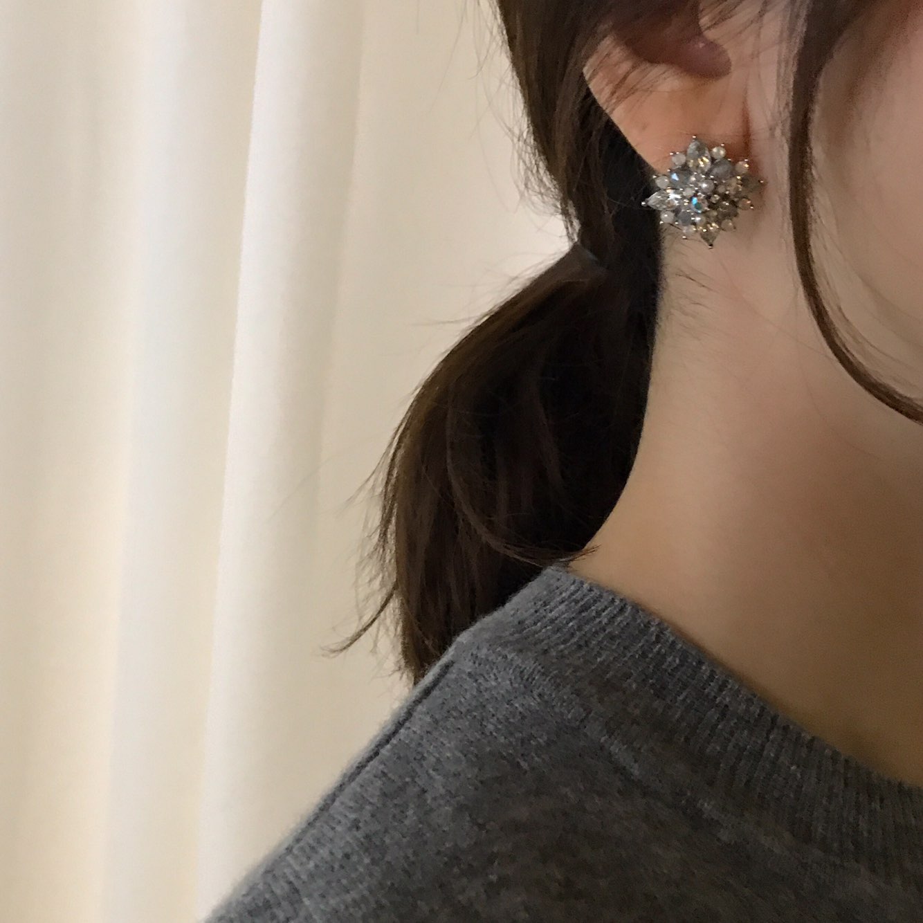 Yen crystal Cubic earrings Elegantly trendy stylin