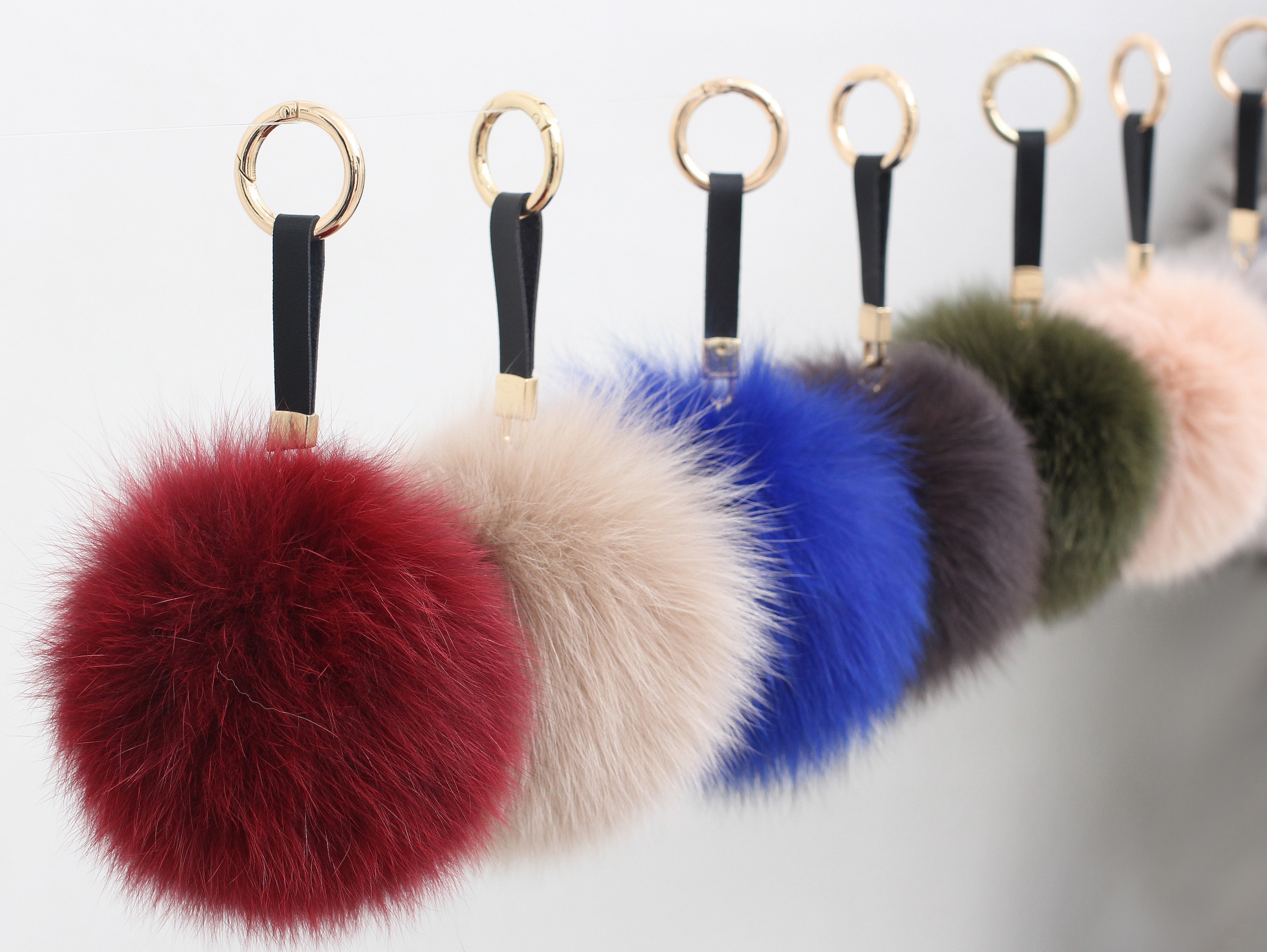 Real Fox Pom foam big size keyring 12 ~ 13cm witho