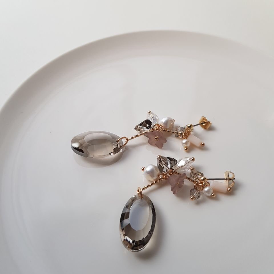 Serina Pearl Crystal Drop Earrings Fashion Trendy 