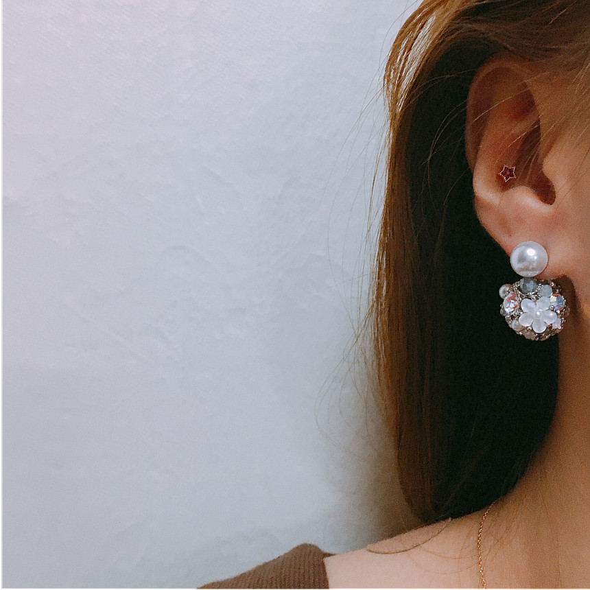 Luce Lovely white two-way ball earrings LKJ0906 Fe