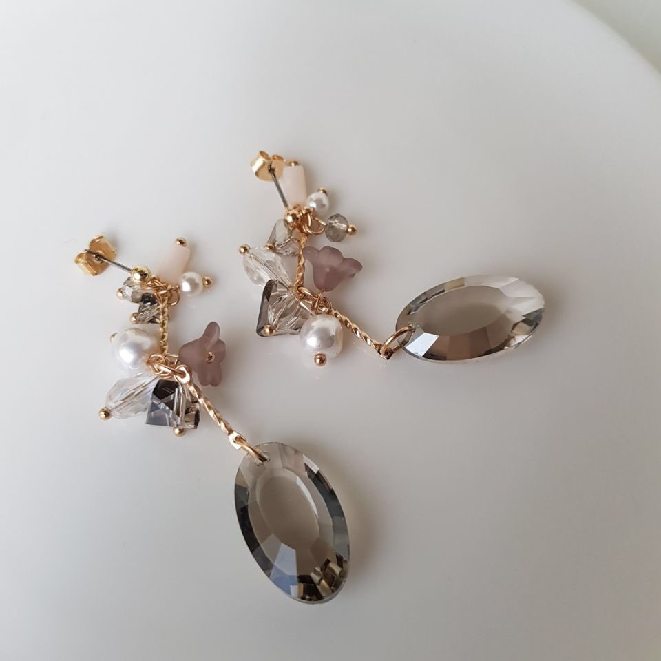 Serina Pearl Crystal Drop Earrings Fashion Trendy 