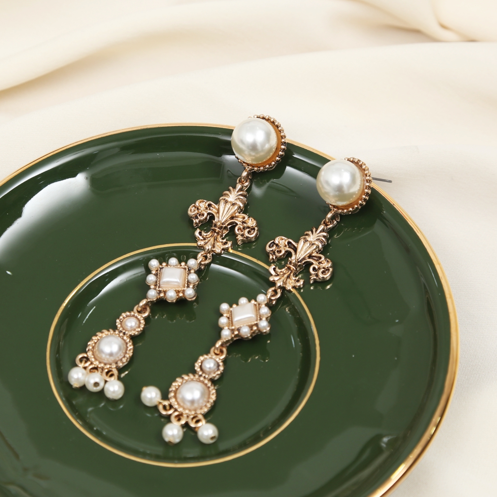 Year-end party bold drop earrings 12 kinds Antique