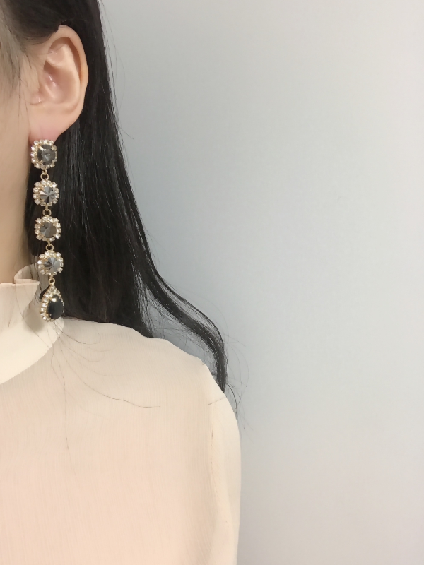 Year-end party bold drop earrings 12 kinds Antique