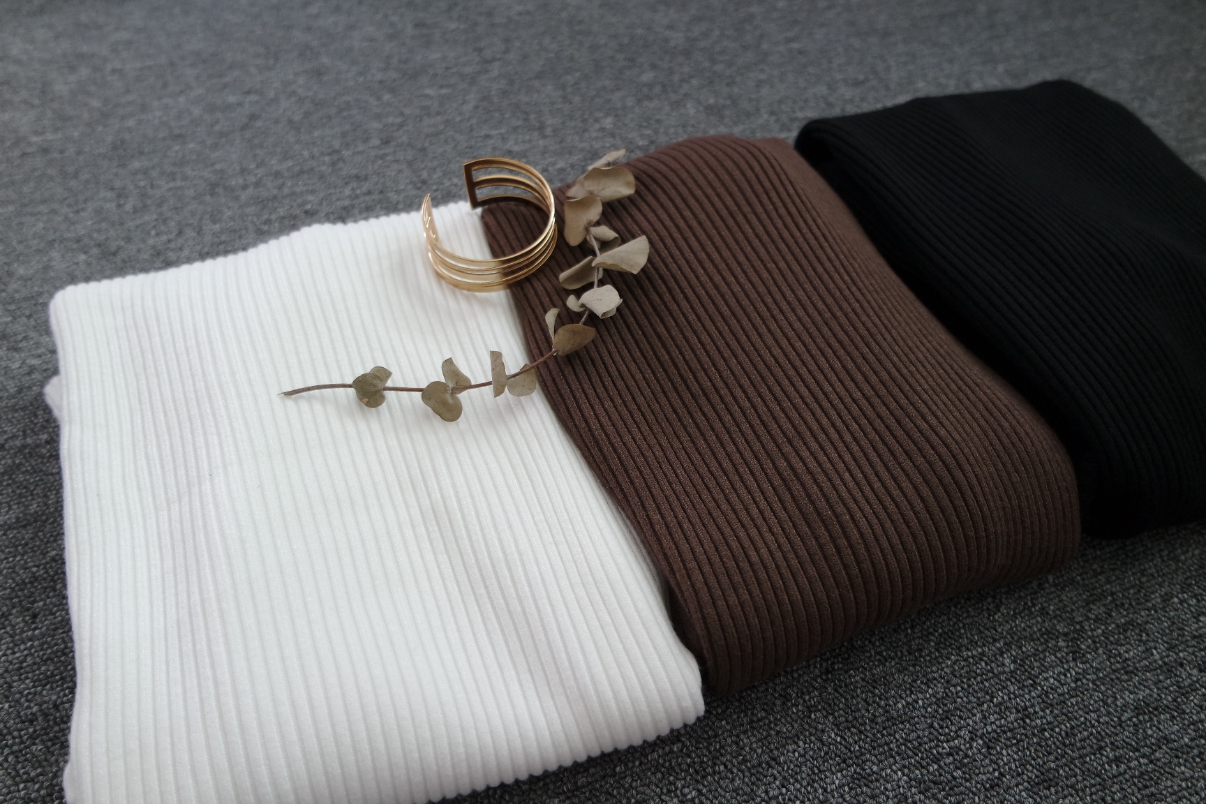 Winter Neck Polar Gold Long Knit Dress Mini