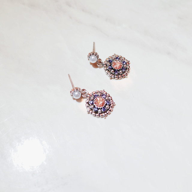 Bella Entique Silver Earrings