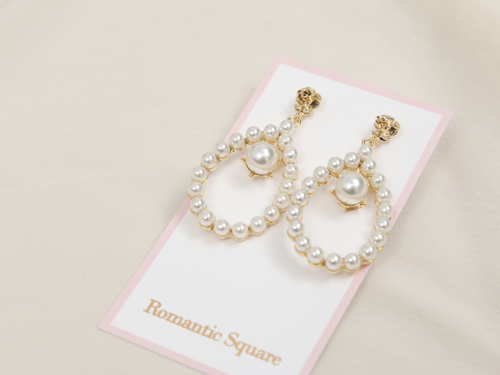 Year-end party bold drop earrings 12 kinds Antique