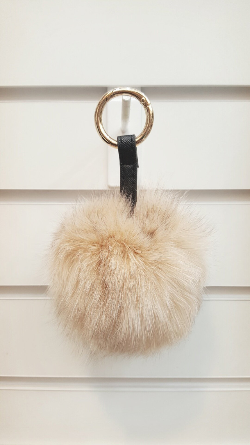 Pink King Fox Foam Foam Keyring Perfume