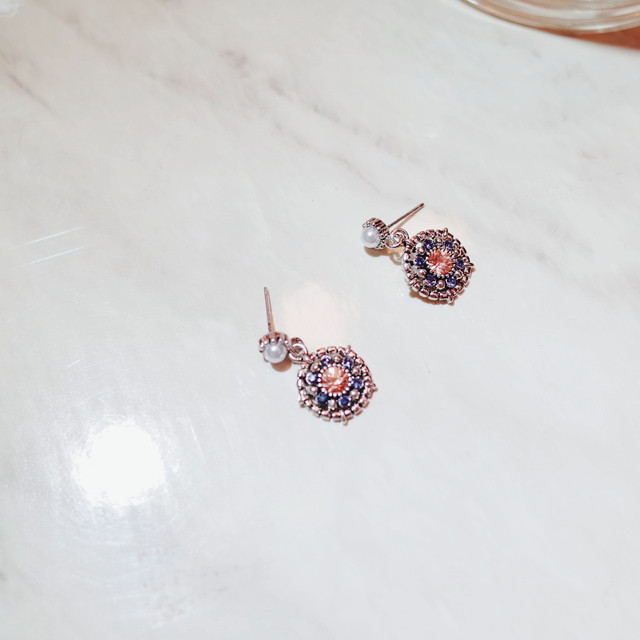 Bella Entique Silver Earrings