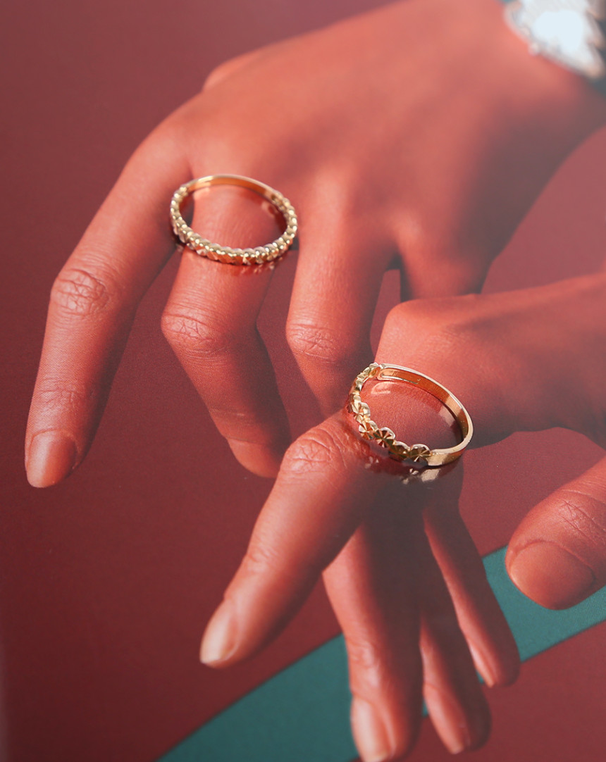 <b><p>Rose Gold Mi cutting Guard Luxurious accessoes</p></b><b><p>ローズゴールド マイ カッティング ガードリ 高級感のあるアクセサリー 愛を感じ</p></b><br /><br /><p align='center'>