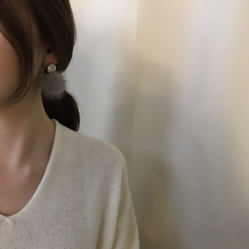 Cubic ball mink earrings Minimal cuticle coordinat