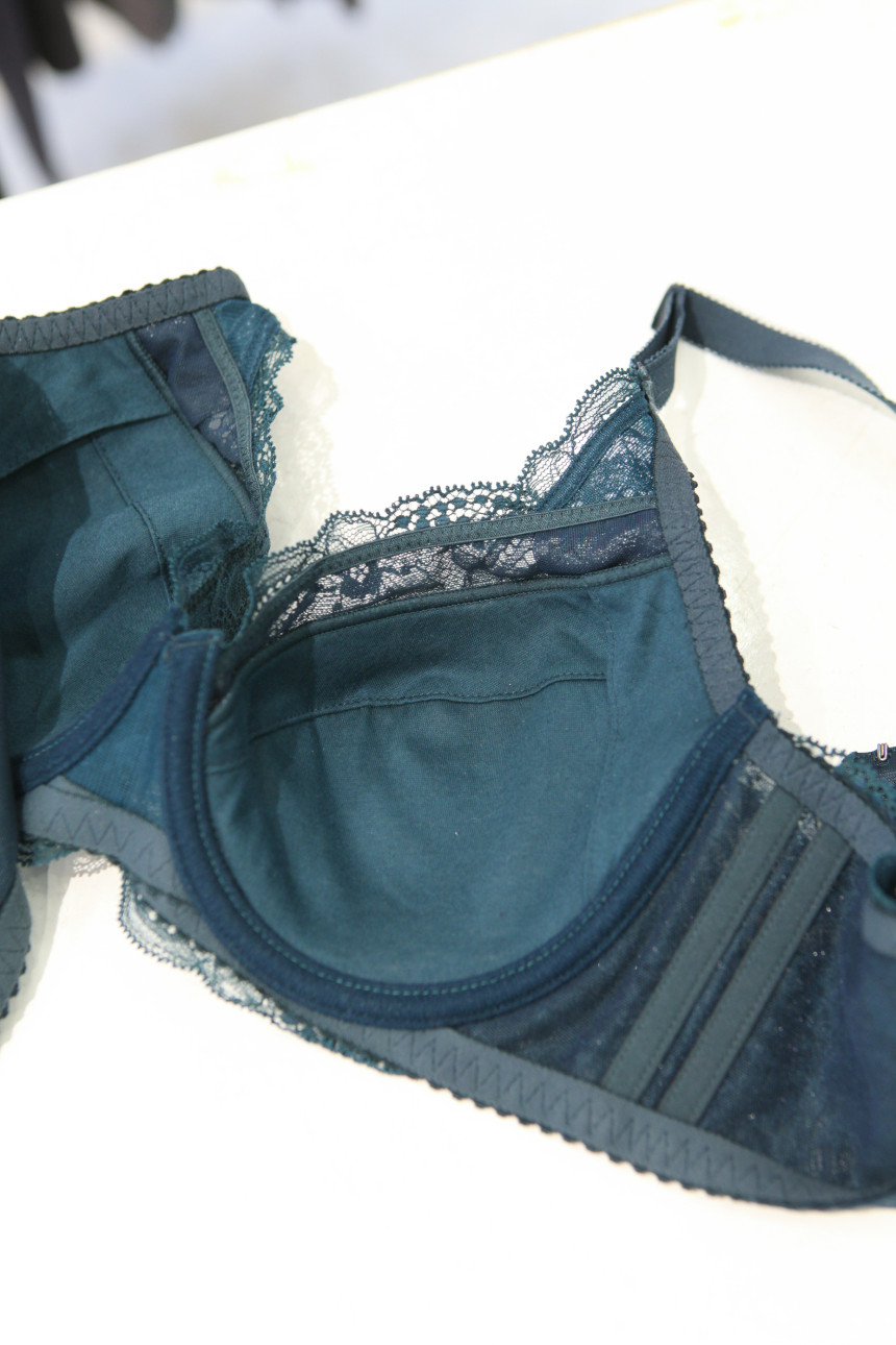 Venus Double Wing Functional Full Cup Brag Green