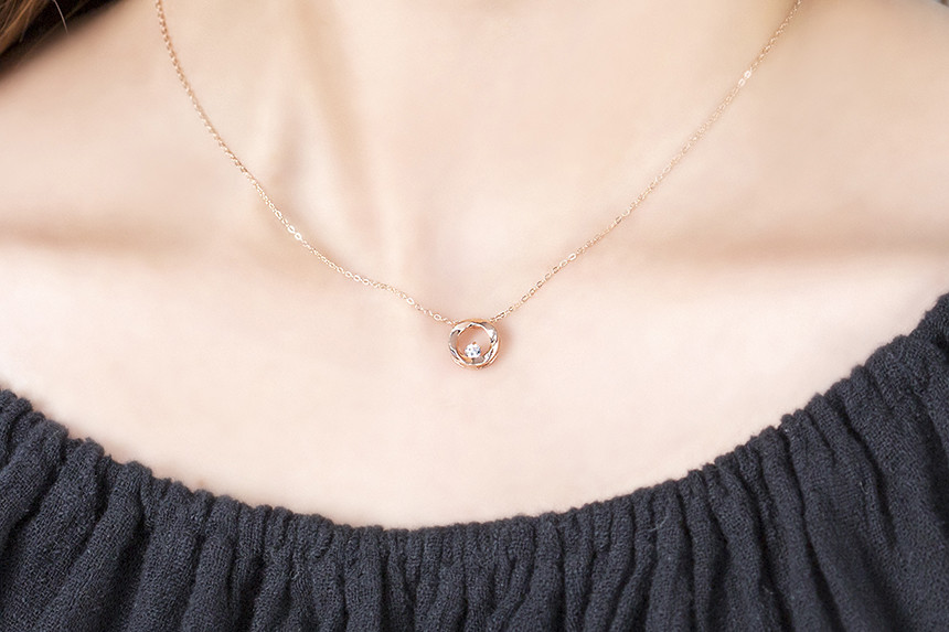 Luxury Circle Cubic Necklace Anniversary Gift Girl
