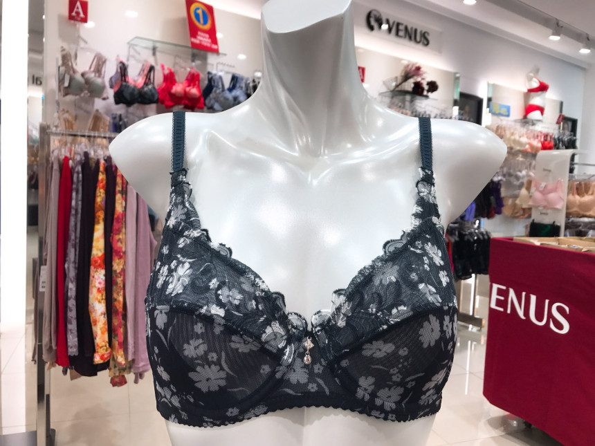 VBR0826 DG sexy feeling lightweight flower panties